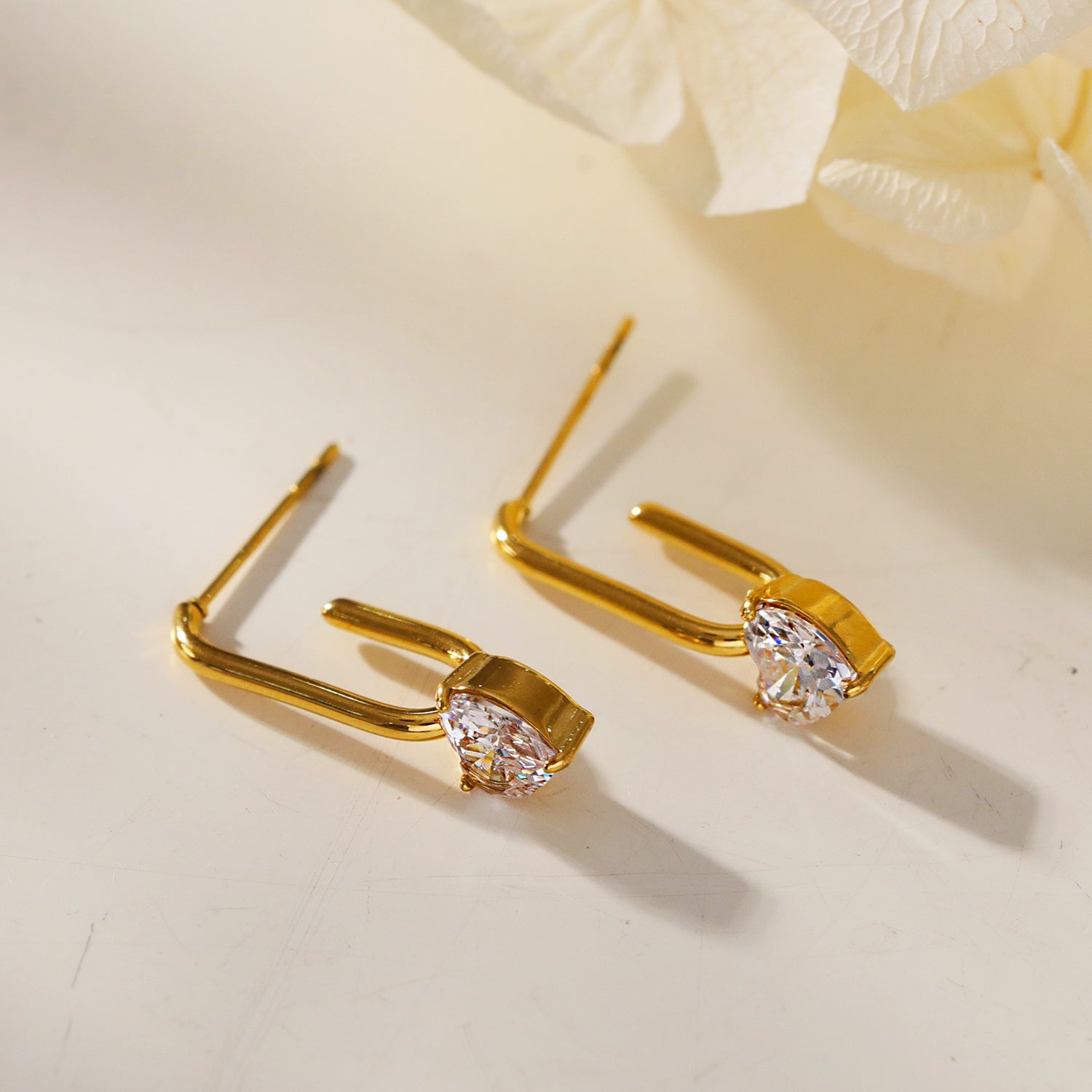 HACKNEY_NINE | Style ARETE 92656: Timeless Romance - Heart Gemstone Paper-Clip Earrings.