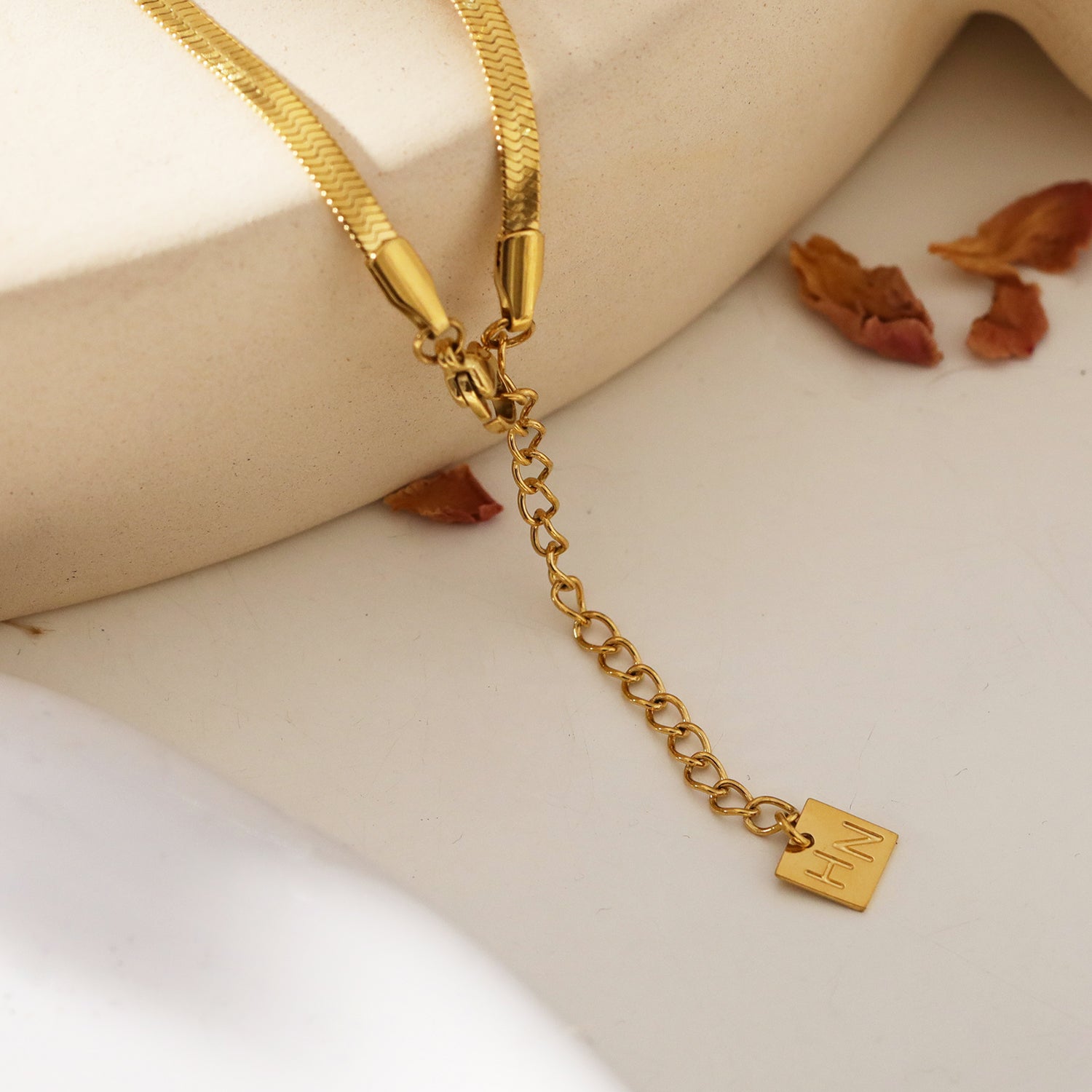 Style MESTIA 88393: Combo Necklace with Snake-Skin Textured & Tennis Chains.