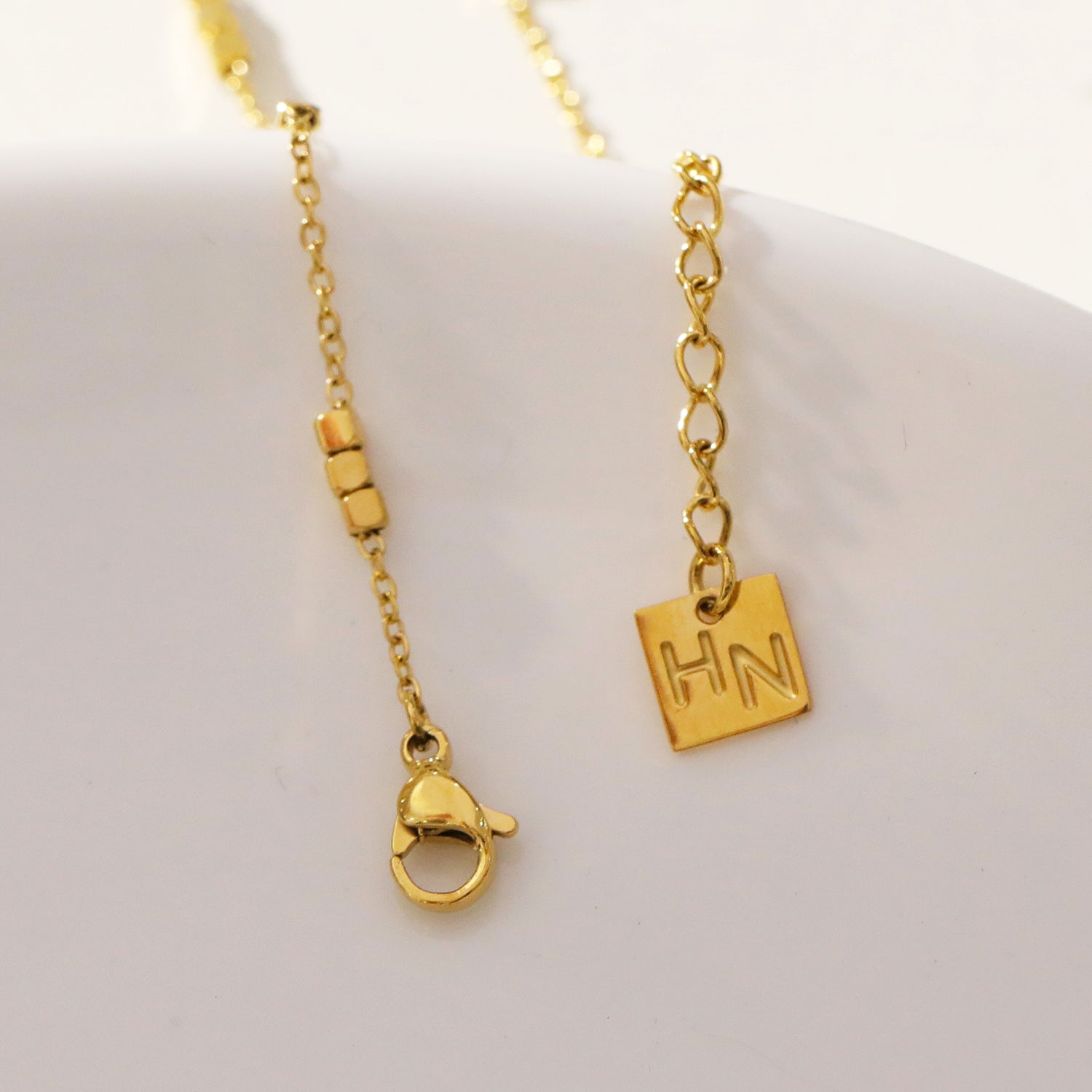 Style RITIKA 70145 : Tiny Square-Beads Dainty Gold Chain Bracelet. | hackneynine | hackney-nine
