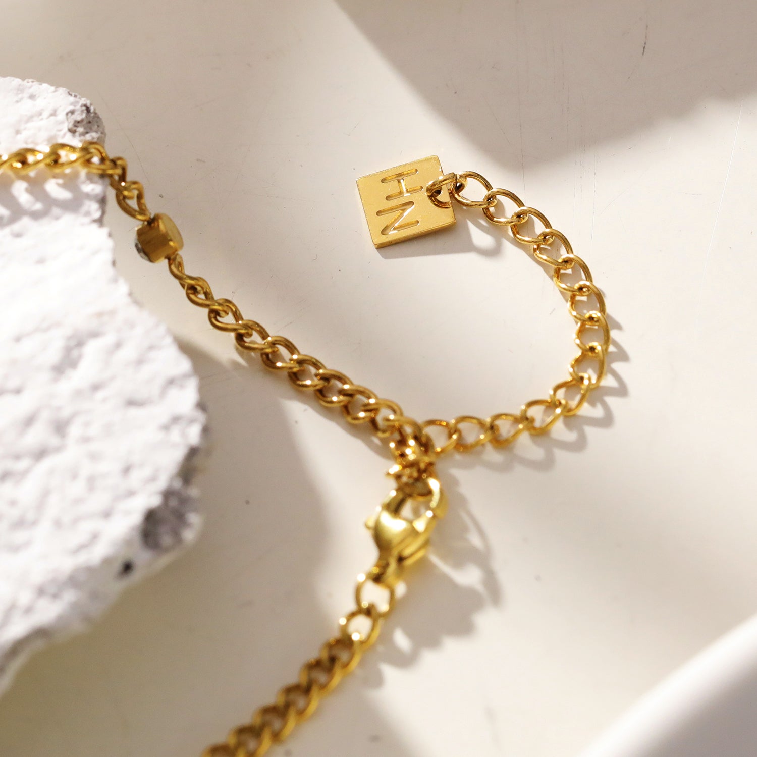 HACKNEY-NINE | zirconia-gemstone-beads-on-a-classic-chain-necklace