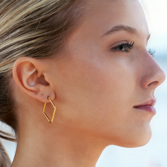 REILYNN Small Square Shaped Hoops. In Gold & Silver.