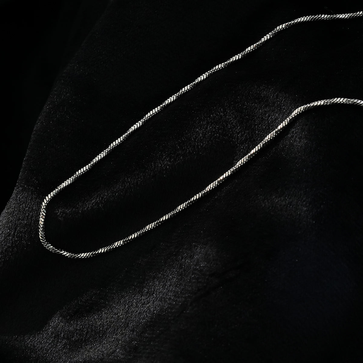 ESSENTIAL CHAINS