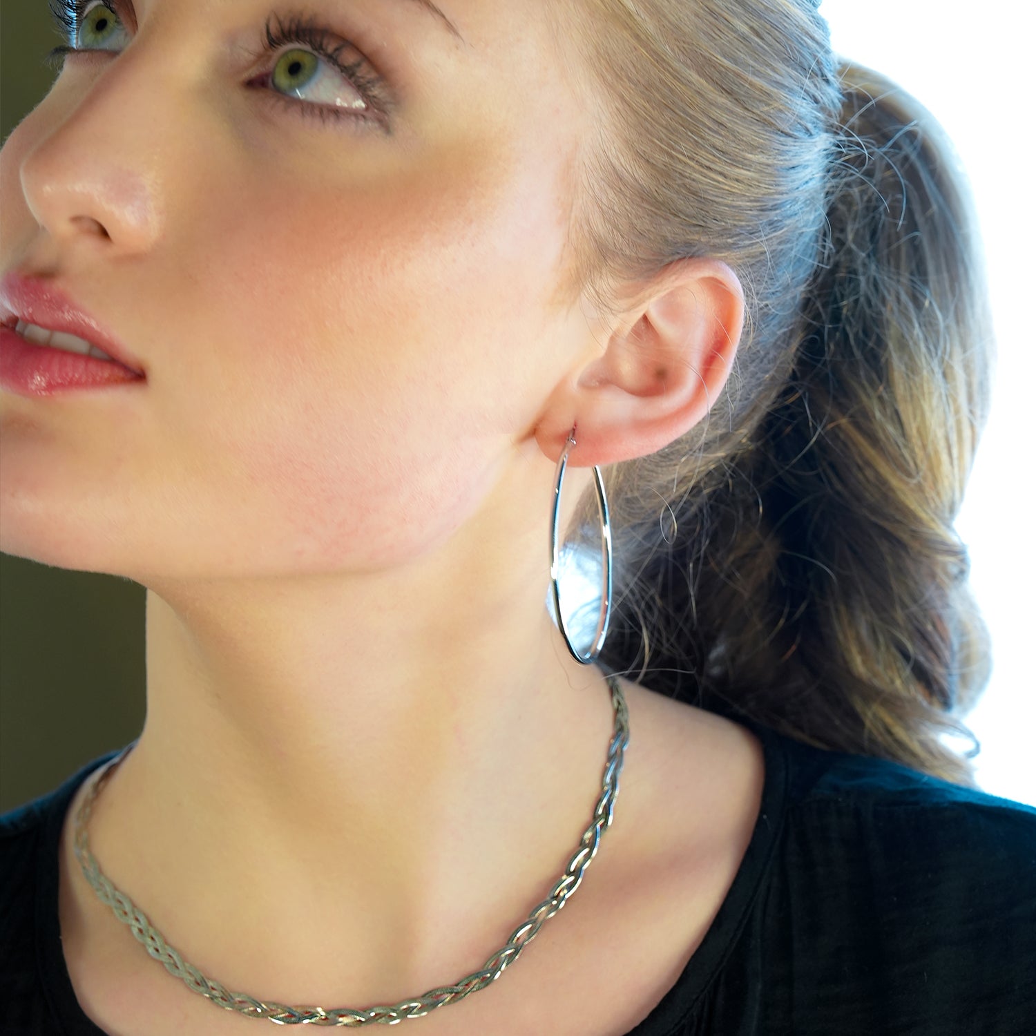 TARA White Gold (Silver Toned): Intertwined Herringbone Snake Skin Textured Necklace.