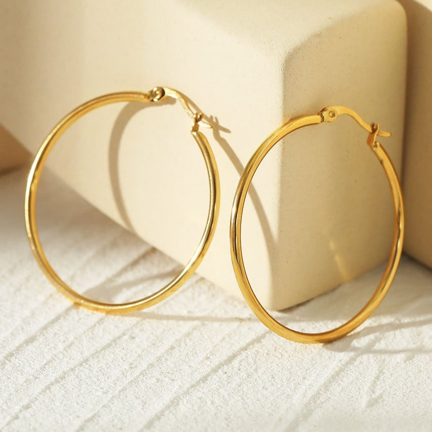 hackney_nine | hackneynine | BIANCA21089_earrings | affordable_jewelry | dainty_jewelry | stainless_steel_jewelry | 18K_gold_jewelry | gold_dipped_jewelry | gold-jewelry |hoops | hoop_earrings