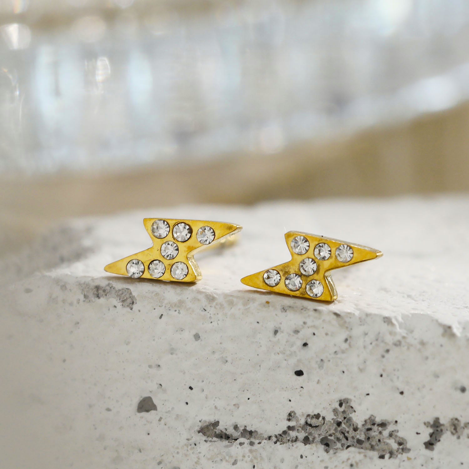 zig-zag-stud-earrings