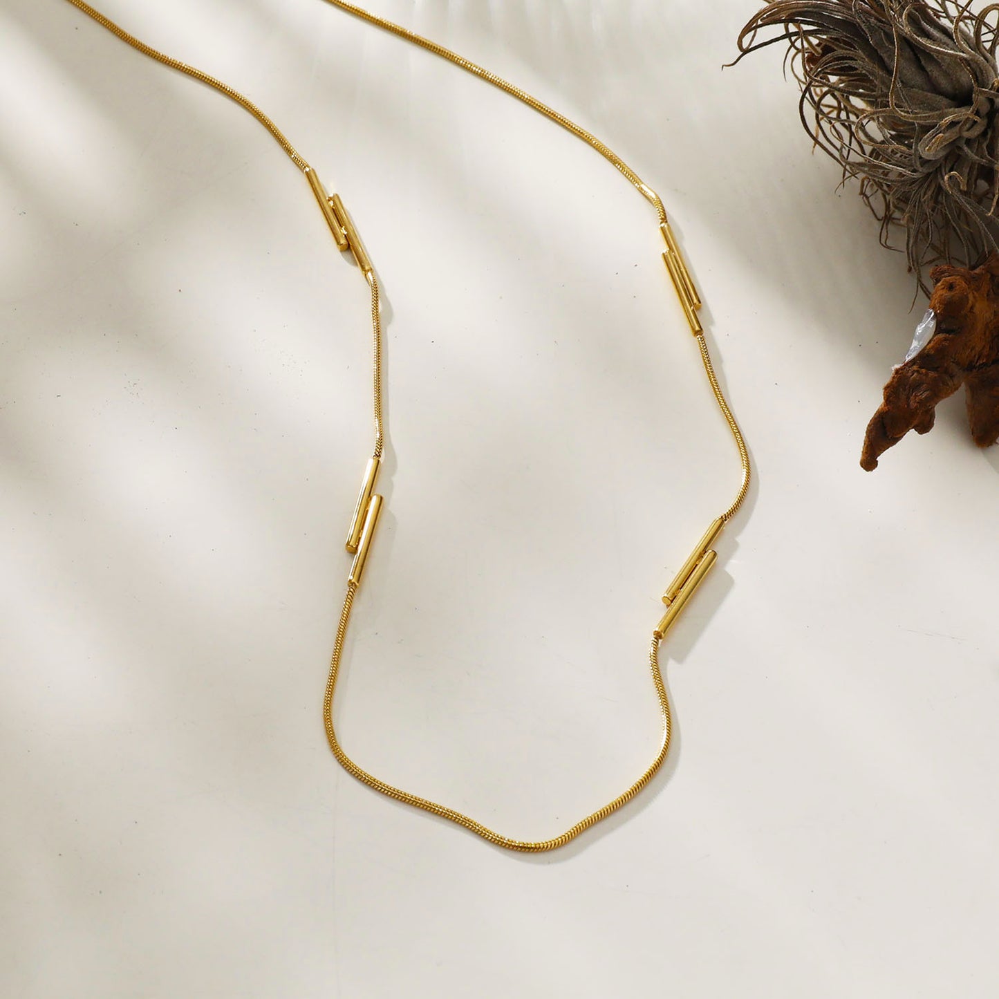 PEDRINA Duo Stick Detail Gold Chain Necklace