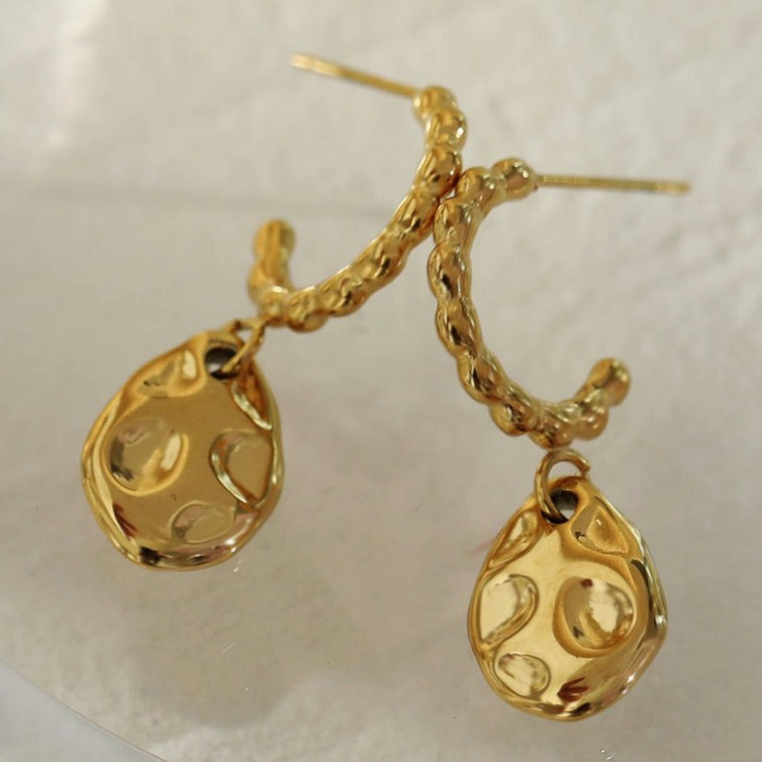hackney nine | hackneynine | necklace | hoops | bracelets | earrings | charms | studs_earrings | jewellery | jewellery-store | shop-jewelry | gold-jewellery | dressy_jewellery | classy_ jewellery | on_trend_jewellery | fashion_ jewellery | cool_jewellery | affordable_jewellery | designer_jewellery | vintage_jewellery | heart_jewellery | gifts-for-her | gifts-for-mum | gifts-for-girls | gifts-for-females | dainty-jewellery