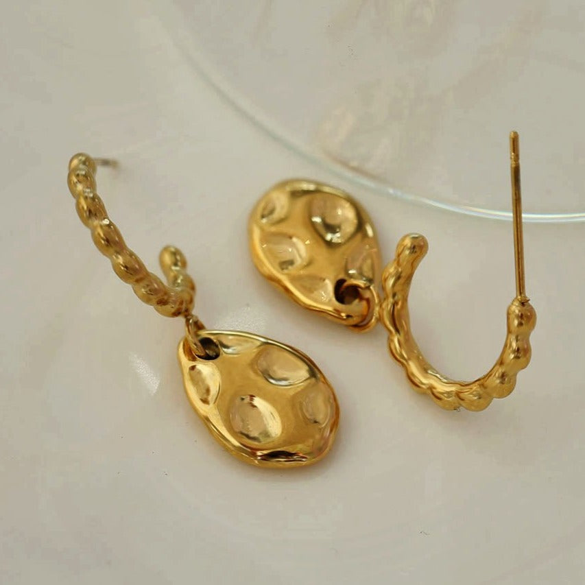hackney nine | hackneynine | necklace | hoops | bracelets | earrings | charms | studs_earrings | jewellery | jewellery-store | shop-jewelry | gold-jewellery | dressy_jewellery | classy_ jewellery | on_trend_jewellery | fashion_ jewellery | cool_jewellery | affordable_jewellery | designer_jewellery | vintage_jewellery | heart_jewellery | gifts-for-her | gifts-for-mum | gifts-for-girls | gifts-for-females | dainty-jewellery