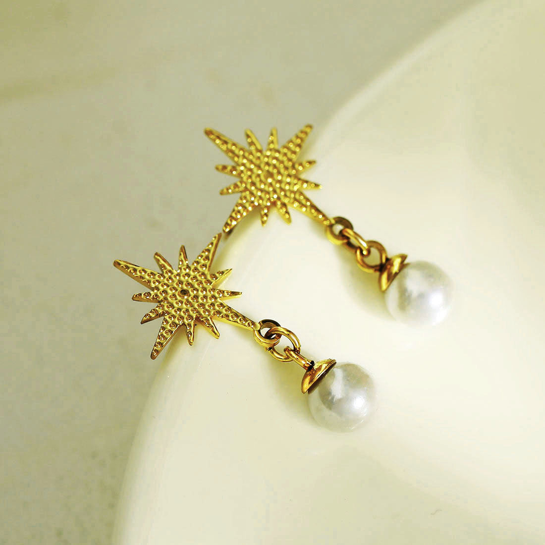 YAMASIS21067_earrings | hackney nine | hackneynine | necklace | hoops | bracelets | earrings | charms | jewellery | jewellery-store | shop-jewelry | gold-jewellery | dressy_jewellery | classy_ jewellery | on_trend_jewellery | fashion_ jewellery | cool_jewellery | affordable_jewellery | designer_jewellery | vintage_jewellery | star_jewellery | natural_pearls_jewellery