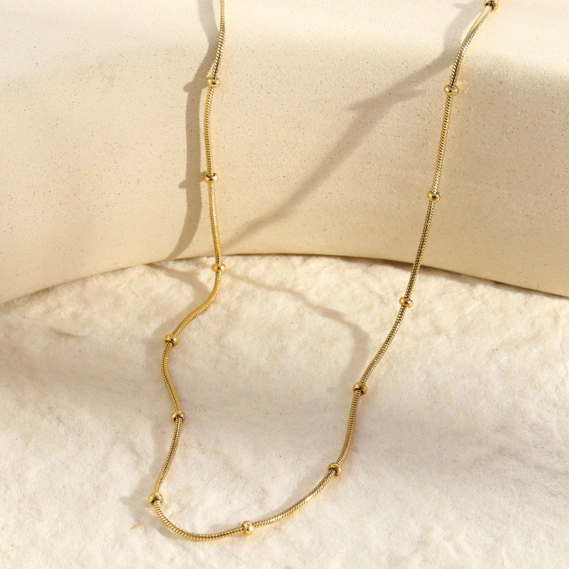 ZAHARA: Mini Textured Beaded Dainty Gold Chain