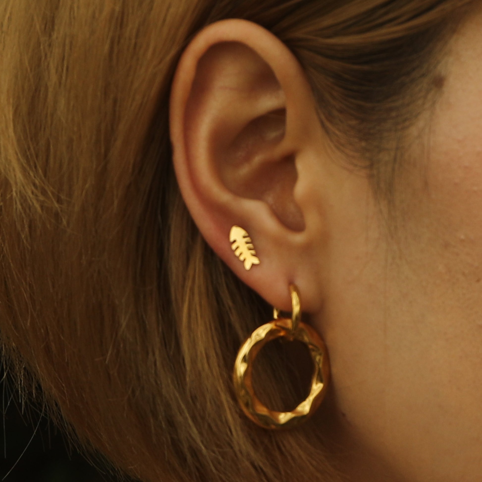 FISHY21207_earings| hackney nine | hackneynine | necklace | earrings | charms | jewelry | jewelry-store | pandora | bracelet | shop-jewelry | gold-jewelry | heart-Jewelry | Inspirational-jewelry | dainty-jewelry |fish_jewellery | sea_jewellery